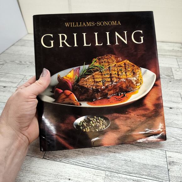 GRILLING Williams-Sonoma‎ HCDJ Cookbook - Color Photography Recipes - Picture 1 of 11